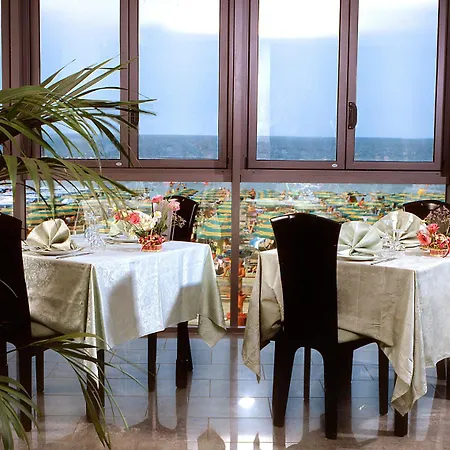 Hotell Hotel Foschi-Peninsula Bellaria-Igea Marina