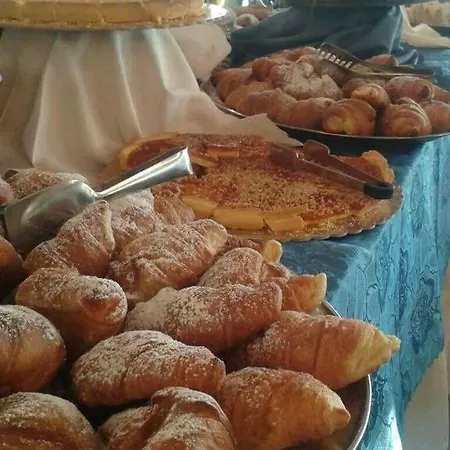 Hotell Hotel Foschi-Peninsula