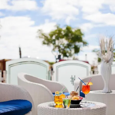 Hotel Foschi-Peninsula Hotel 3*