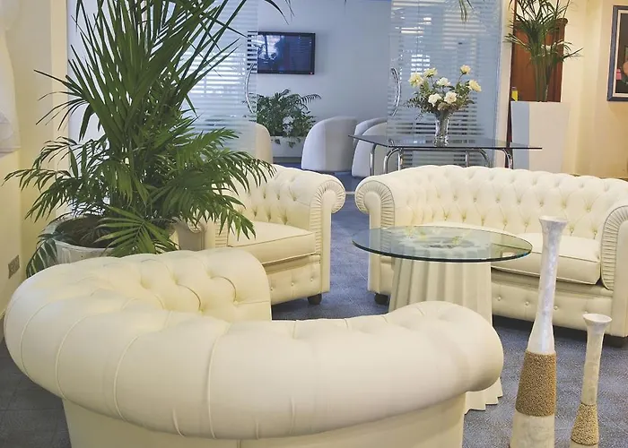 Foschi-peninsula Hotel 3*